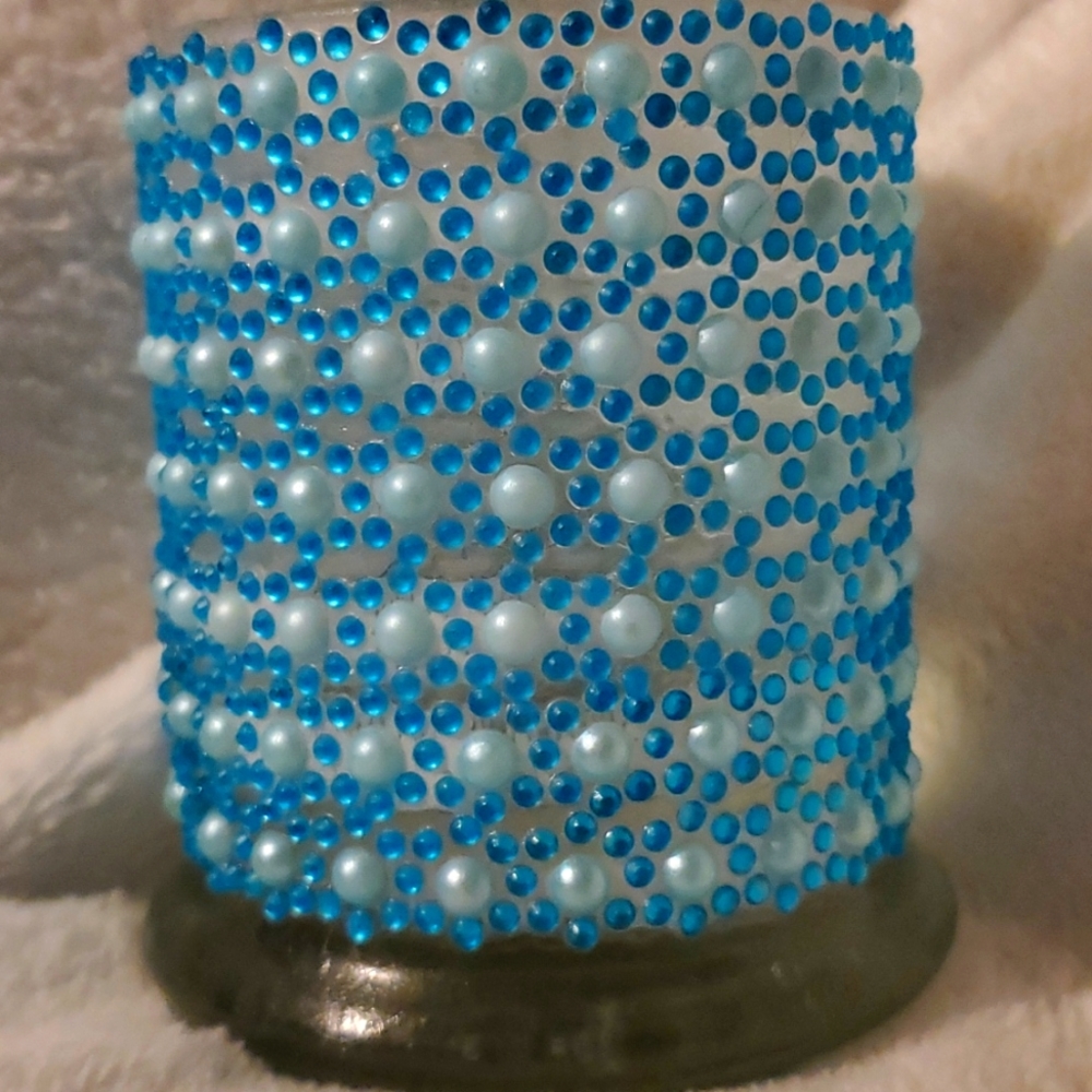 Glass jar with rhinestones